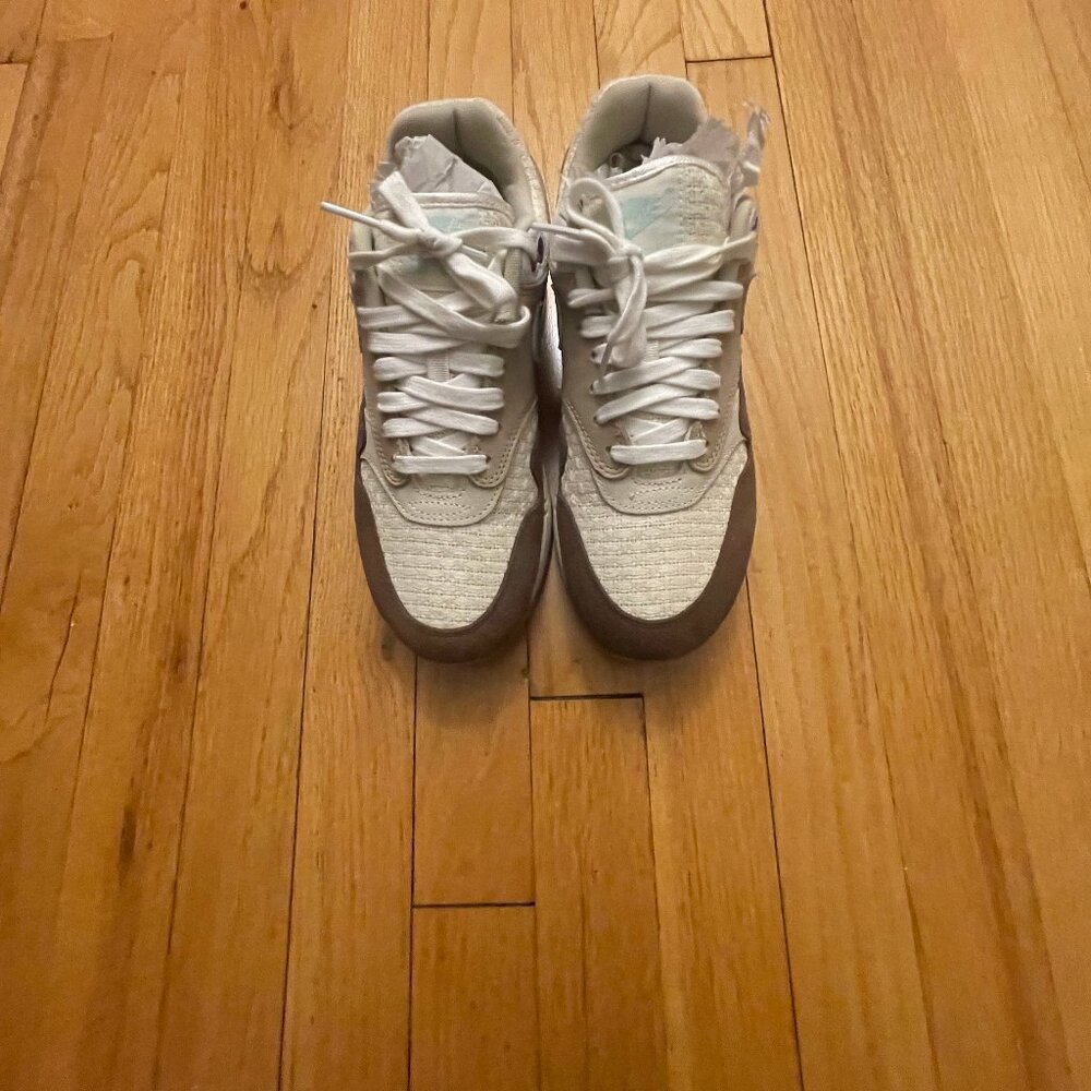 Nike Air Max 1 PRM Medium brown mint foam / Women Size: 8